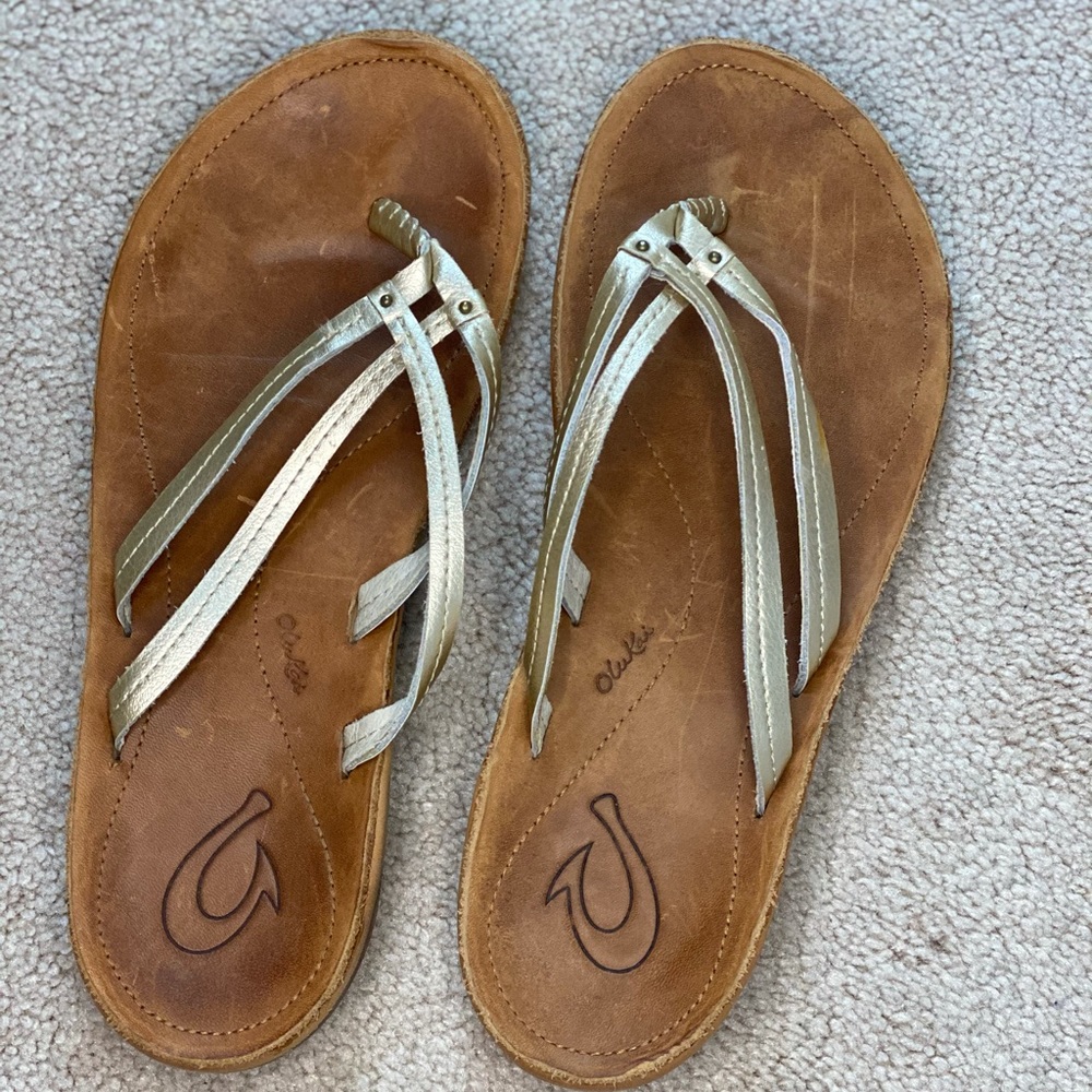 OluKai Bubbly/Sahara Leather Flip Flops Women’s 8